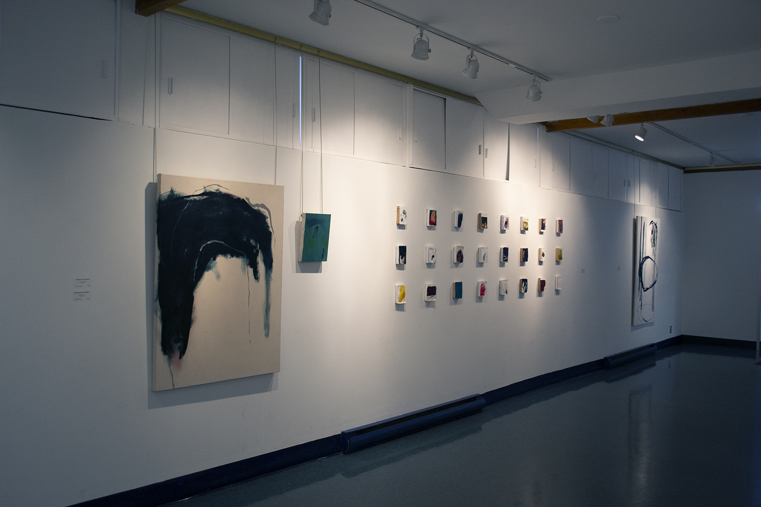 Entre toi et moi ; il y a ça et là